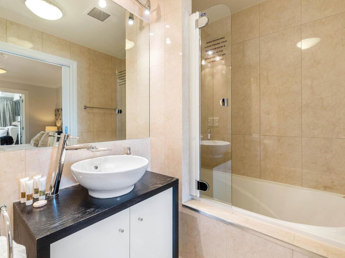 Central Luxury At 408 The Beacon Queenstown Extérieur photo